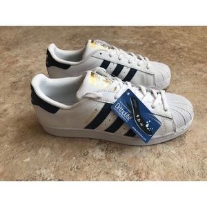 Brand New Women’s Superstar Adidas